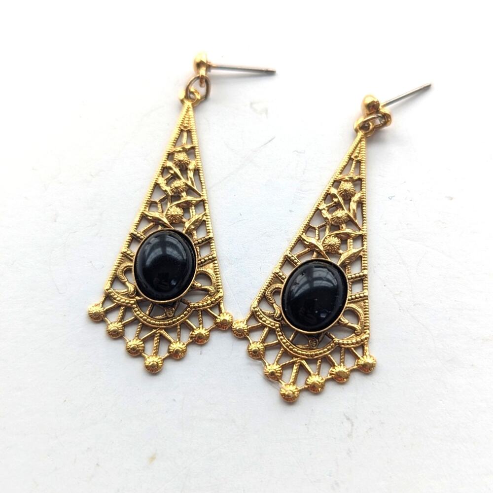 Vintage Art Deco Gold Tone Filigree Floral Faux Onyx Cabochon Post Earrings